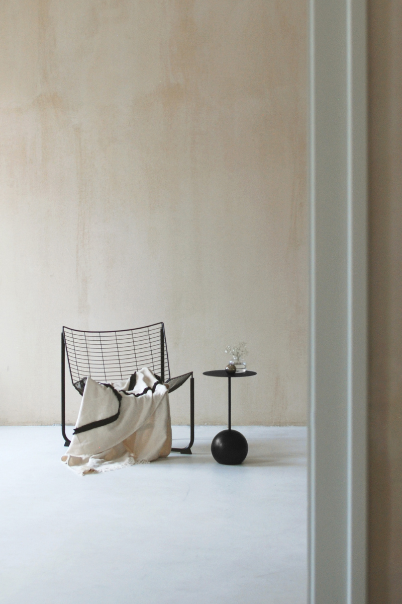 SALAK studio - minimalistic coffee table SU